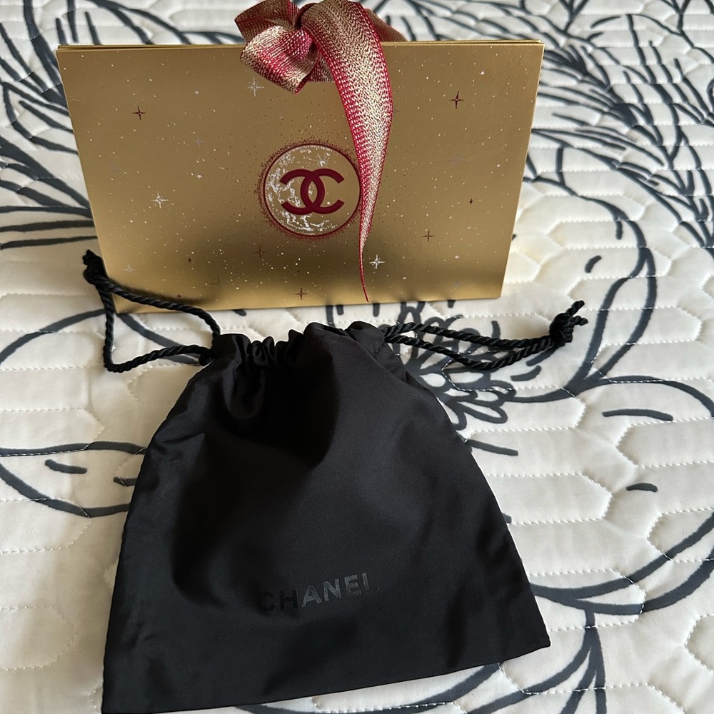 Chanel gift set